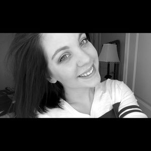 Meet your Posher, Savannah